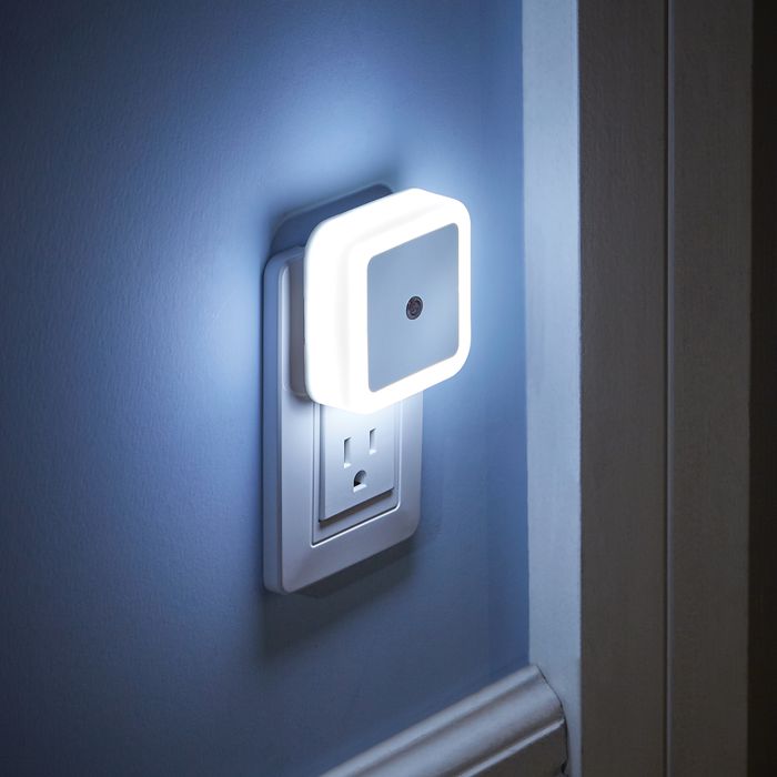 Luz nocturna LED, sensor de luz de enchufe eléctrico de luz